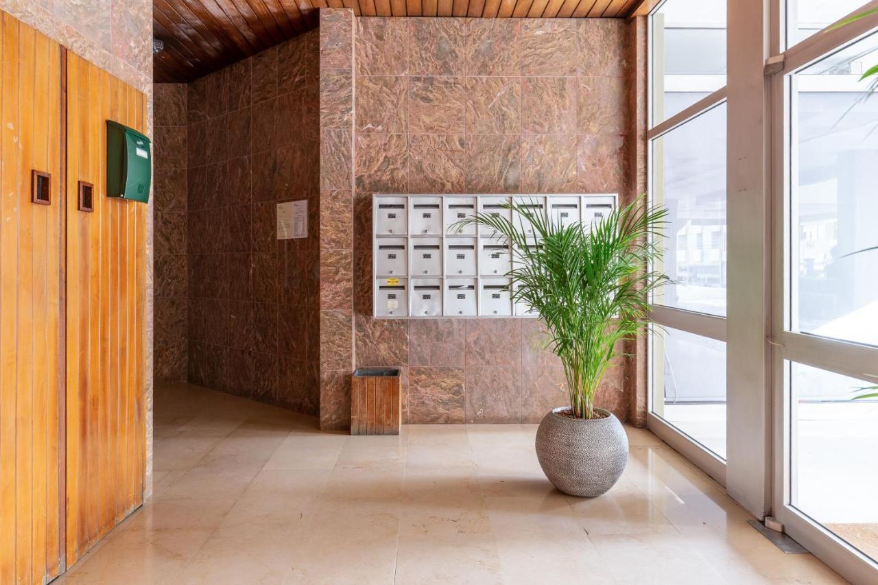 Upscale Flats W Garage & Terrace By Host Wise Porto