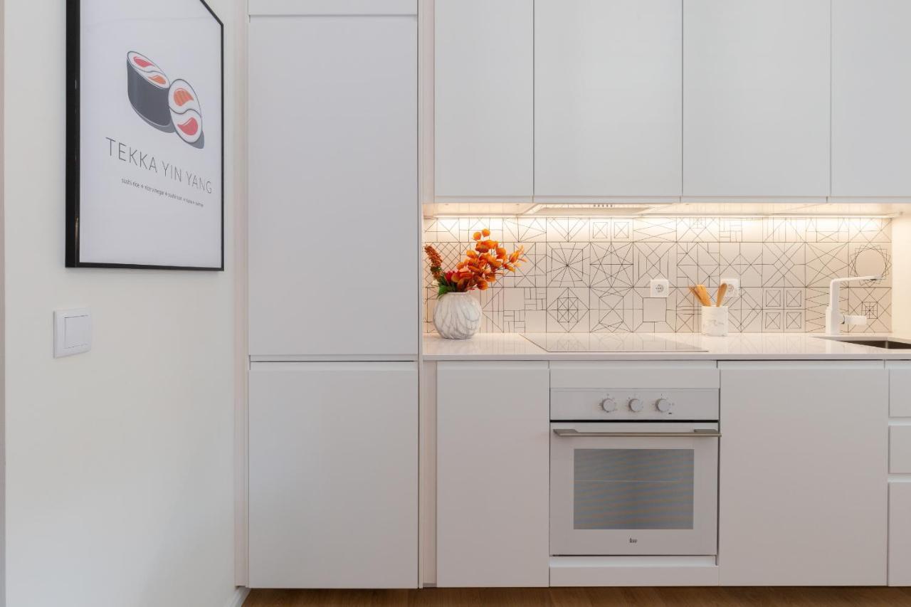 Upscale Flats W Garage & Terrace By Host Wise Apartment Porto